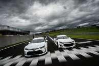 Stock Car faz primeiro teste com os novos Corolla e Cruze