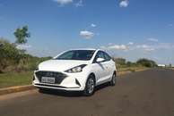 Hyundai HB20S 1.0: vale a pena comprar a versão mais básica?