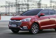 SUV chinês: JAC T40 Pack 3 CVT 1.6
