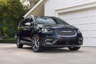 Minivan Chrysler Pacifica, agora 4×4, pode voltar ao Brasil