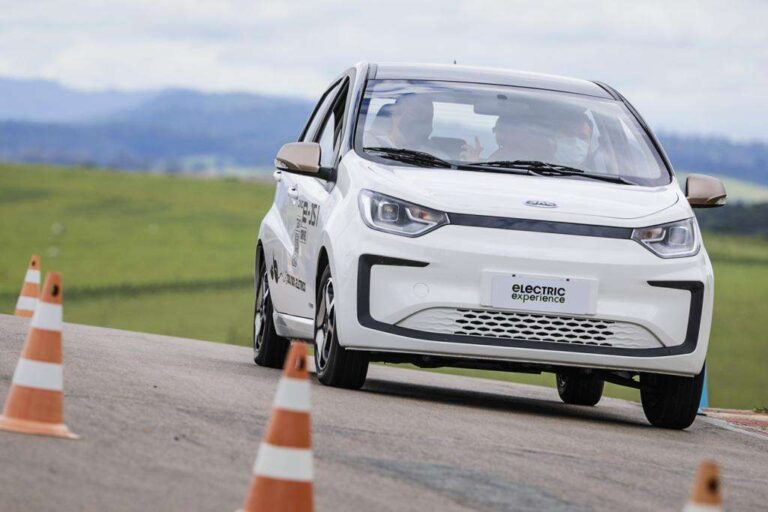 Confira os 5 carros elétricos mais vendidos no Brasil