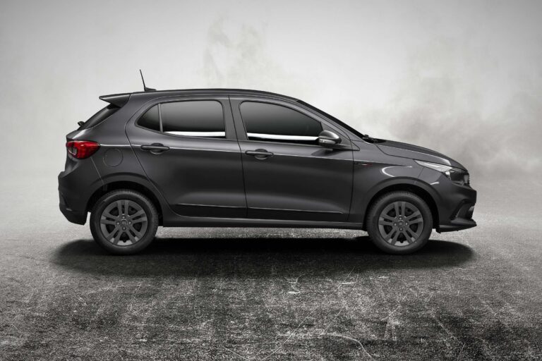 Mais vendidos: Fiat faz 1-2-3 com Argo, Strada e Mobi