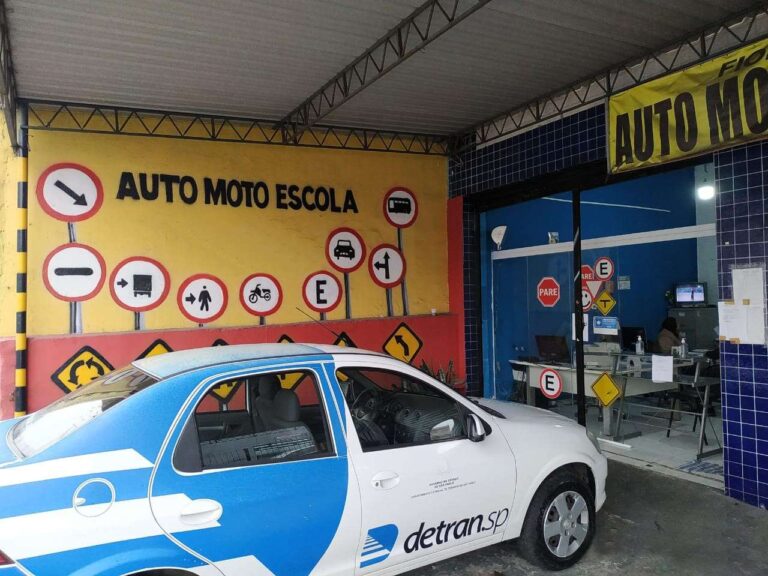 Diferença de preço para tirar CNH pode chegar a R$ 800