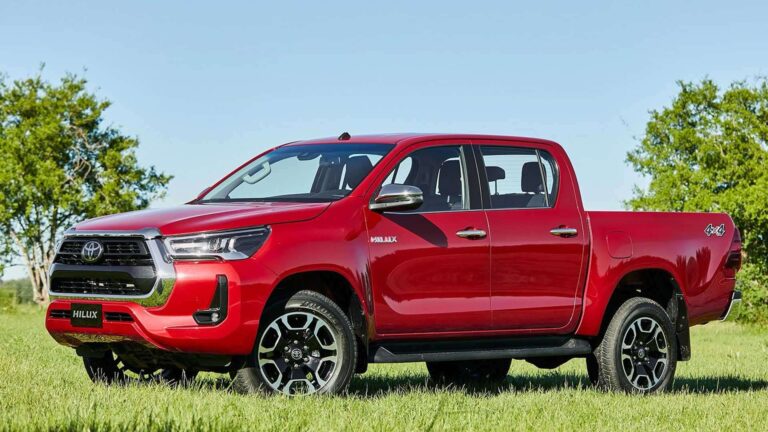 Toyota Hilux poderá ser paga em sacas de soja ou milho