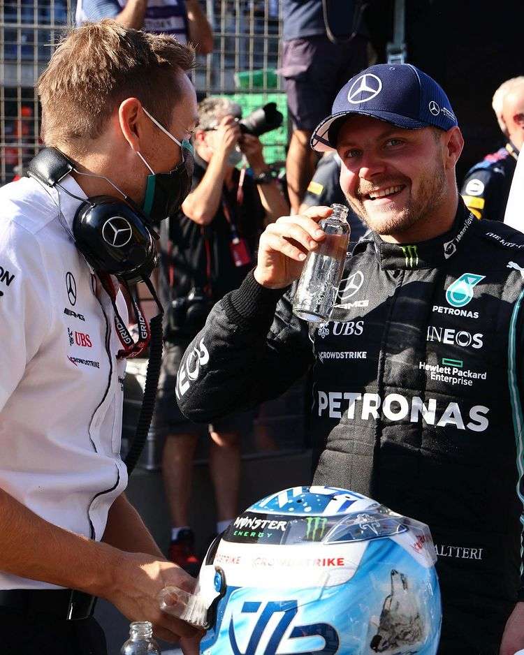 Bottas desobedece Mercedes F1 e afirma: “Estava brincando”