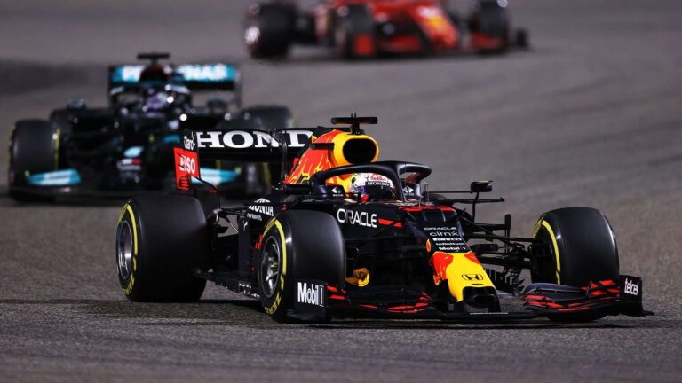 Red Bull ou Mercedes: quem é mais forte na F1 em 2021?