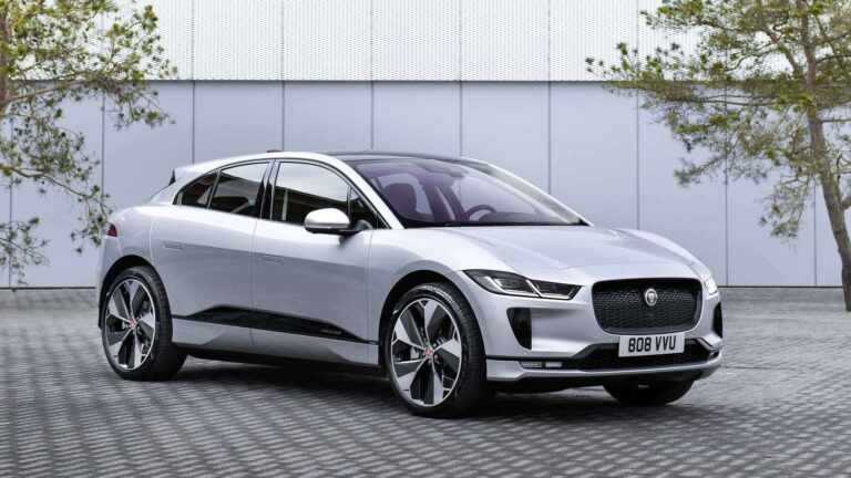 Novo Jaguar I-Pace recarrega mais rápido e custa R$ 622 mil