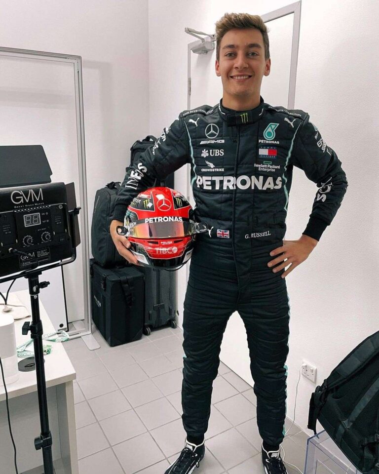 Mercedes F1 confirma Russell para fazer dupla com Hamilton