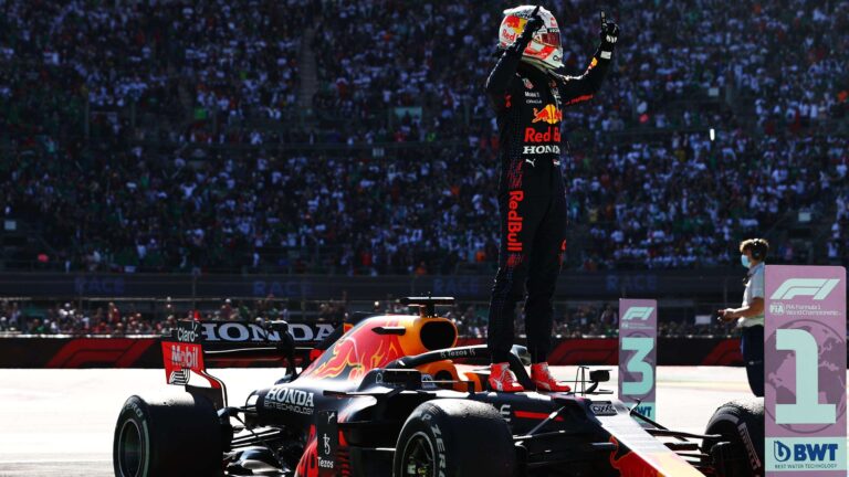 Verstappen vence com autoridade e amplia vantagem na F1