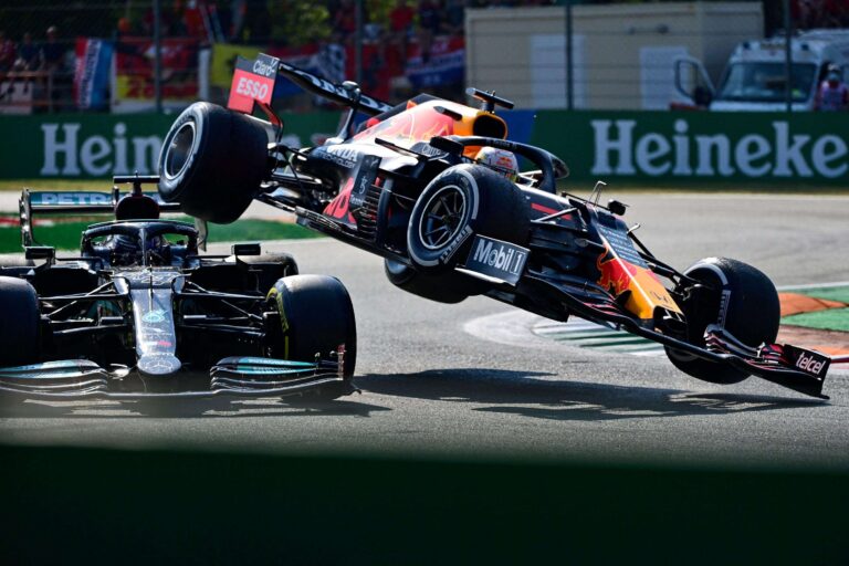 Análise do GP: Verstappen ou Hamilton, quem teve culpa?