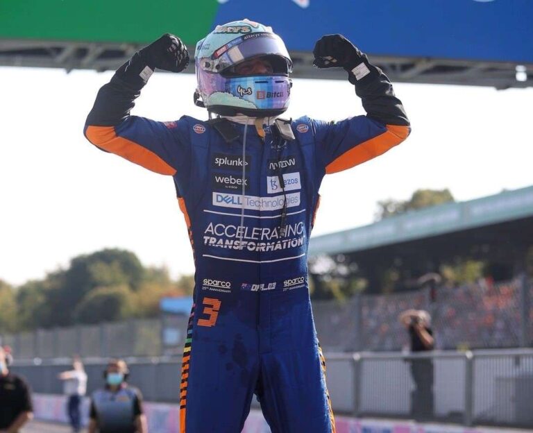 Ricciardo e McLaren encerram jejum na F1. Max e Lewis batem
