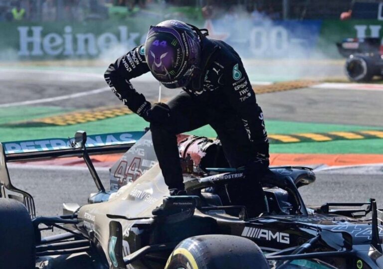 Lewis fica surpreso com atitude de Max após acidente na F1