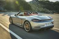 Porsche Boxster ganha edição 25 Anos com visual histórico