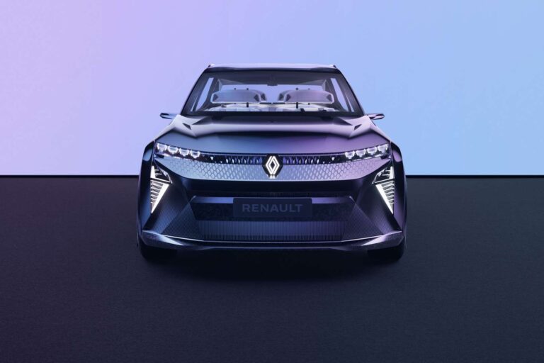 Renault vai investir R$ 2 bi e terá novo SUV no Brasil