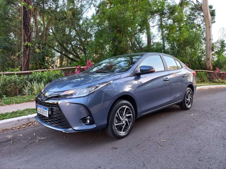 Avaliação: Toyota Yaris Sedan peca na potência [nota 7,4]