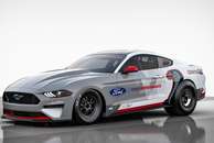 Mustang Cobra dragster elétrico tem 1.400 cv de potência