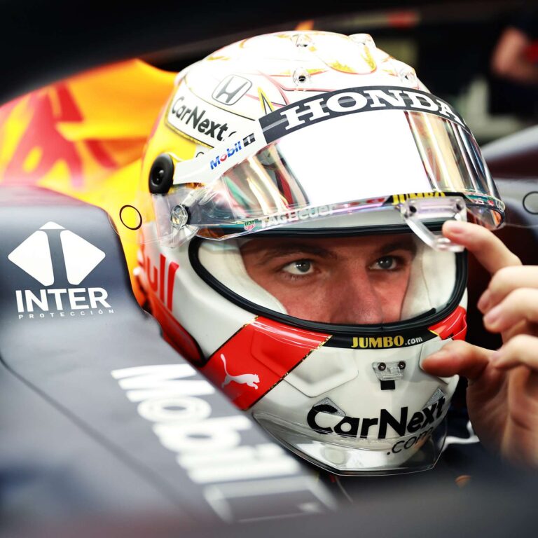 Max Verstappen vai pagar pela arrogância da Red Bull