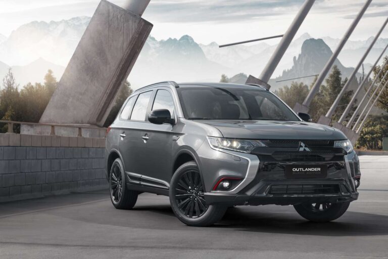 Outlander e Outlander Sport ganham série Black Edition