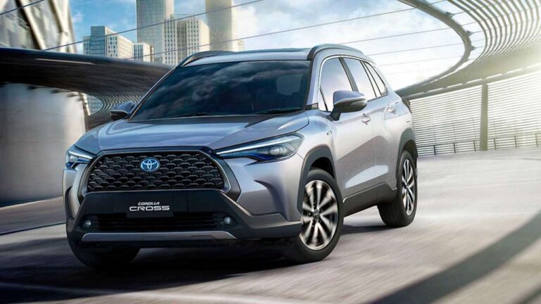 SUV: Toyota Corolla Cross é uma pedra no sapato da Jeep