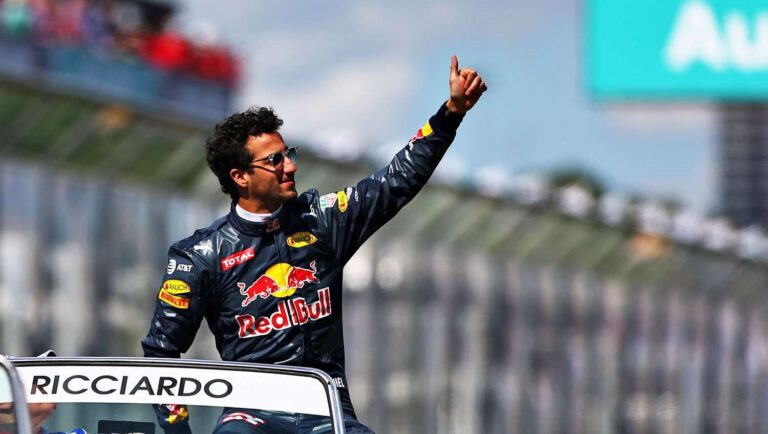 Daniel Ricciardo e a falta de sorte no GP da Austrália de F1