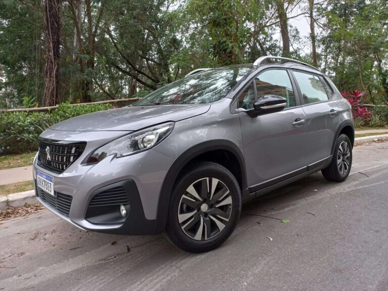 Peugeot 2008 vale a pena? Veja pontos-chave da linha 2023