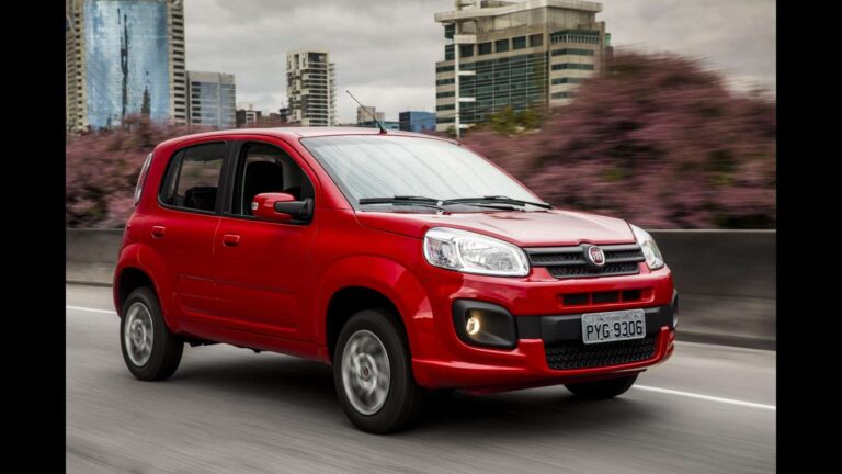 Fiat Uno passa a ser vendido em versão única por R$ 56 mil