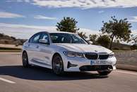 BMW vai contra a maré das alemãs e bate recordes de venda