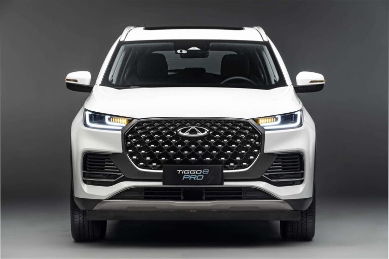 Novo Tiggo 8 Plug-in Hybrid faz 42,7 km/l e custa R$ 269.990