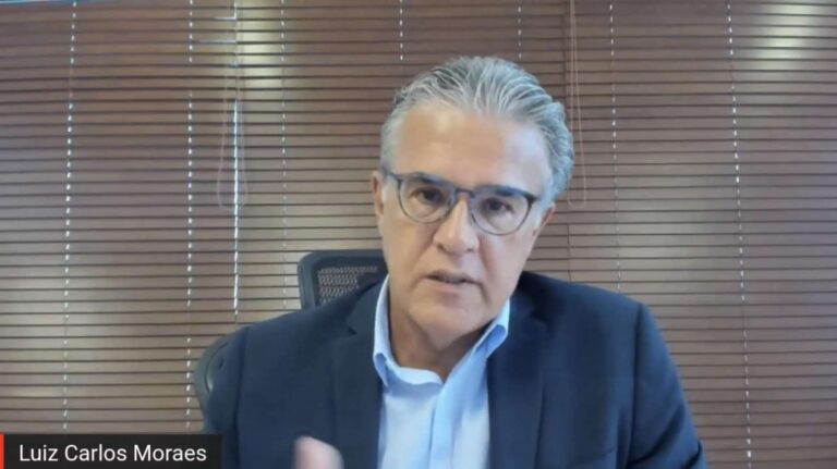 Anfavea reclama (de novo) dos impostos e pede IVA de 20%