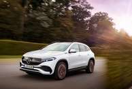 Mercedes EQA estreia como elétrico mais acessível da marca
