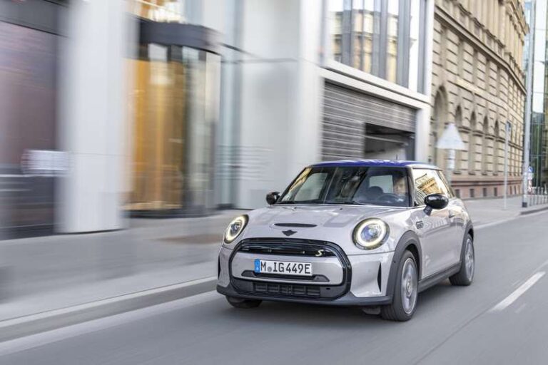 Mini Cooper S tem parcelas de R$ 9.525 e juros de 0,69%