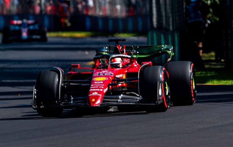 F1: Leclerc faz volta perfeita e larga na pole na Austrália
