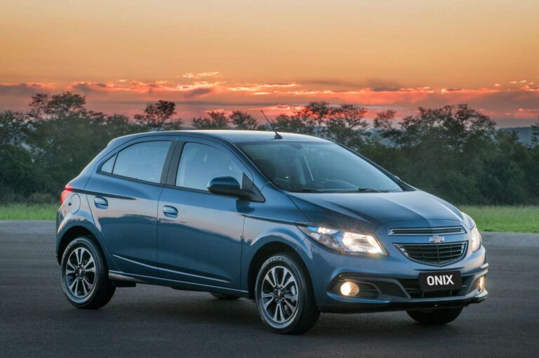 [Usado] Chevrolet Onix 2015: versões, preços, consumo e equipamentos