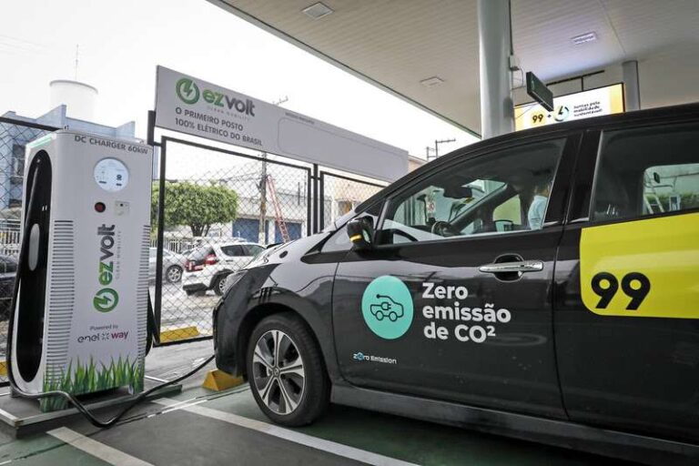 Primeiro posto 100% elétrico do Brasil é inaugurado em SP
