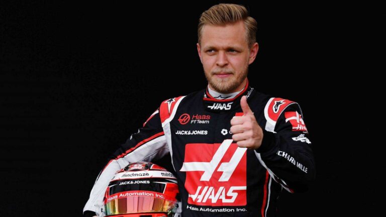 Porque a Haas escolheu Magnussen