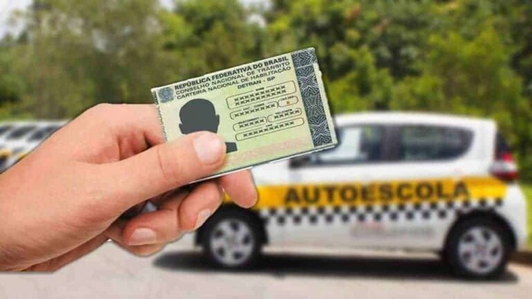 Auto-escolas vão acabar? Governo quer a sua opinião