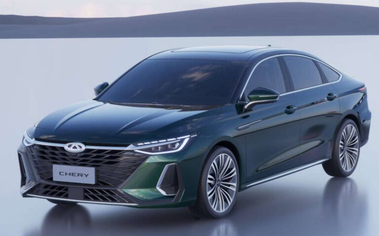 Chery revela novo sedã para brigar com Accord e Sonata