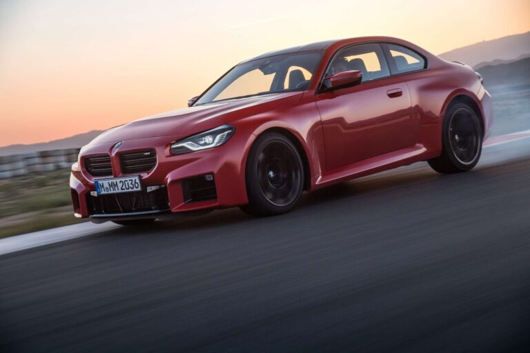 BMW M2: nova geração possui motor 3.0 biturbo com 466 cv