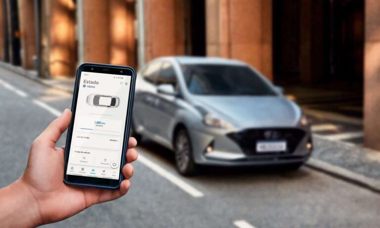 Hyundai HB20 fica mais conectado, mas sem internet a bordo