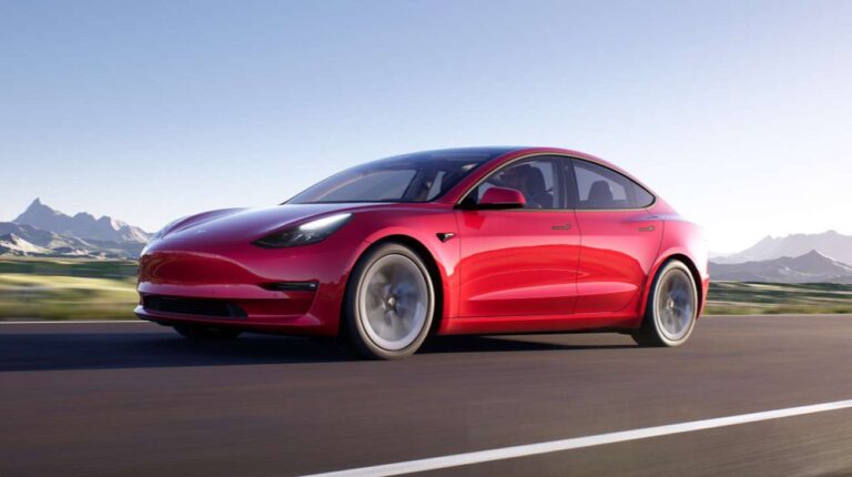 Tesla já vale US$ 1 trilhão (ou 4 vezes o valor da Toyota)