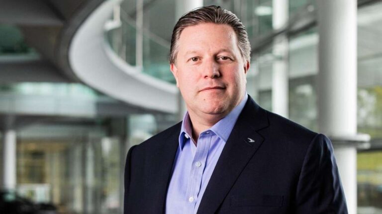 A agressiva estratégia comercial da McLaren dá resultados na pista