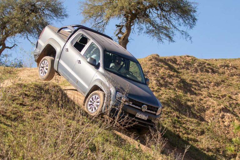 Volkswagen põe Amarok à prova em diversos terrenos na Argentina