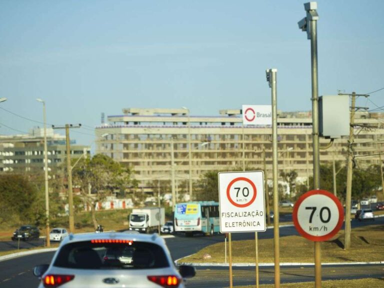São Paulo é o Estado onde mais se aplicam multas de trânsito no País
