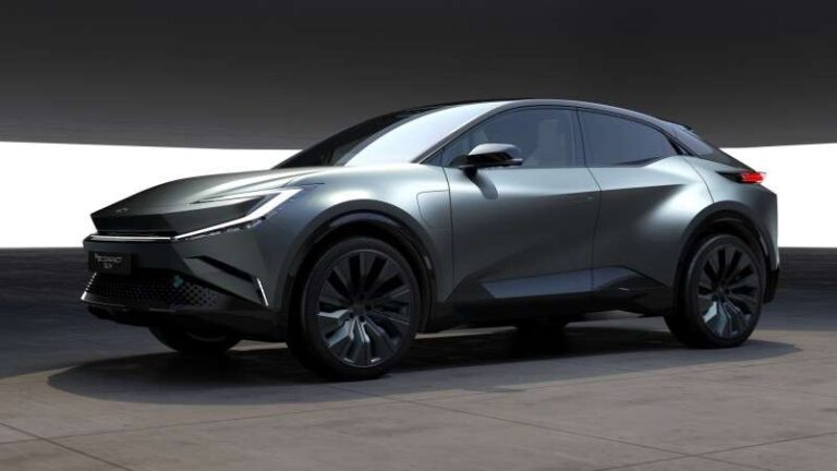 Toyota exibe conceito de SUV compacto elétrico em salão nos EUA