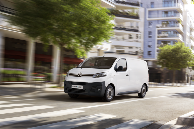Peugeot e Citroën terão utilitários com parcelas de R$ 299