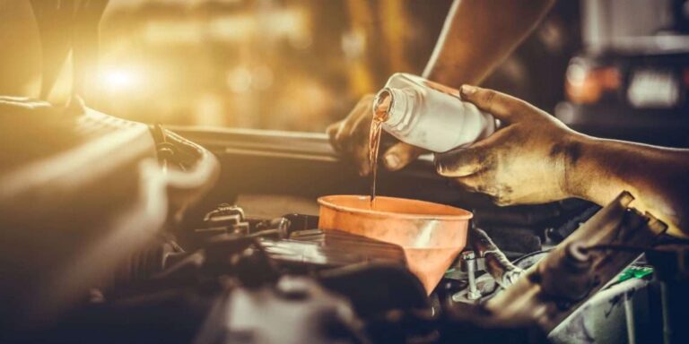 5 aspectos que você deve saber sobre o óleo do motor