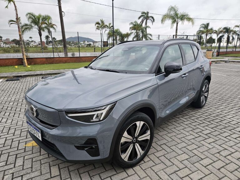 Volvo XC40 é o elétrico nº 1 do Brasil. Mas será que merece?