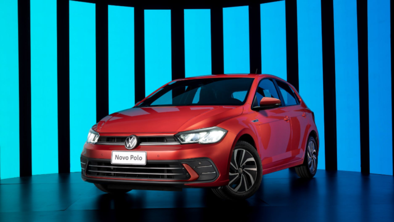 Novo Polo 2023 perde potência no turbo e tem preço menor
