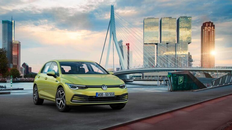 Volkswagen quer acabar com o câmbio manual até 2030