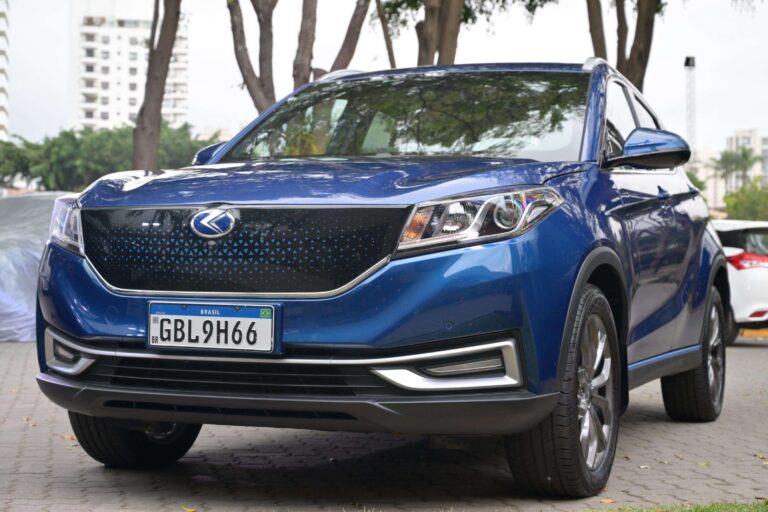 Calmon: mesmo sendo chinês, SUV médio Seres 3 atrai poucos olhares